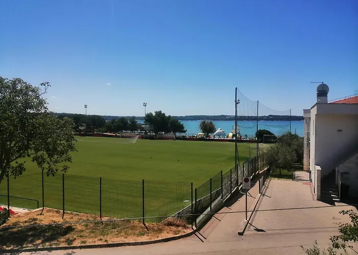 Apartment Vera, 80 M From The Sea